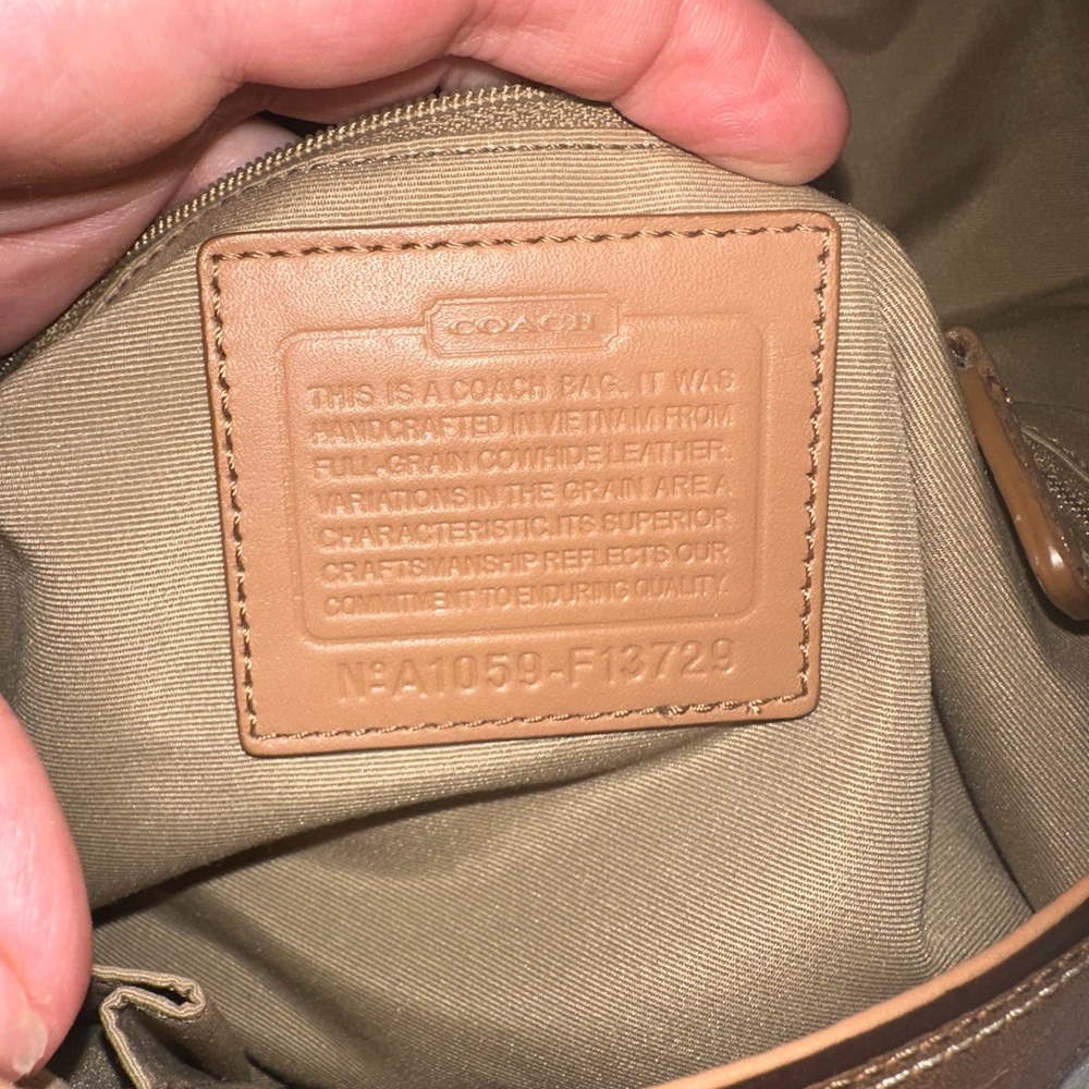 Coach Soho white and light brown ๐ - Picture 5 of 13